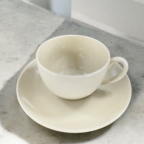 Wedgwood of Etruria Barlaston Queens Shape Tea Cup And Saucer Porcelain Set VTG - Picture 1 of 16